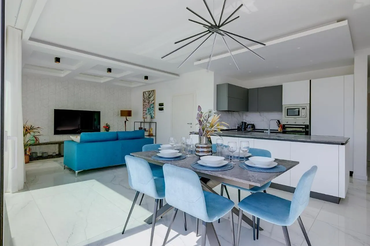 Super Luxury Penthouse With Hot Tub And Pool Apartment Tal-Franciz 0*,