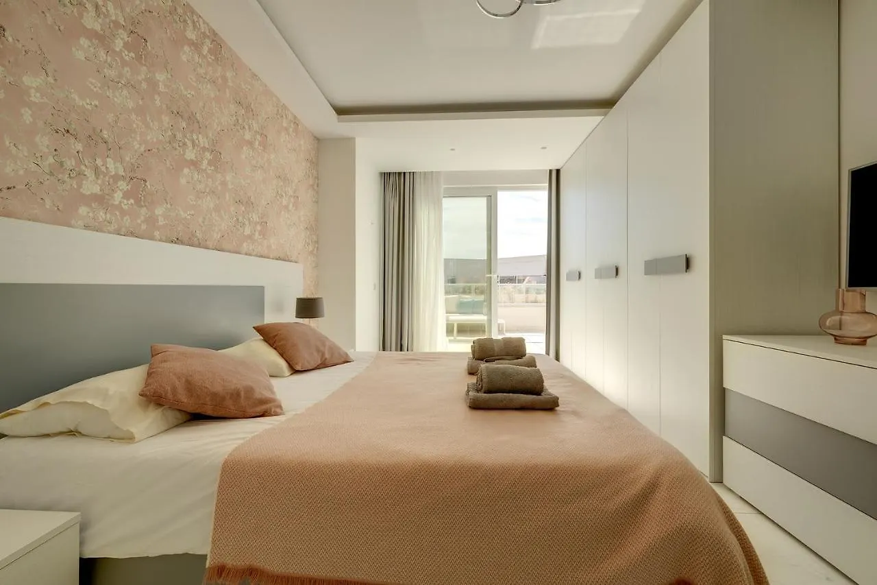 Super Luxury Penthouse With Hot Tub And Pool Apartment Tal-Franciz